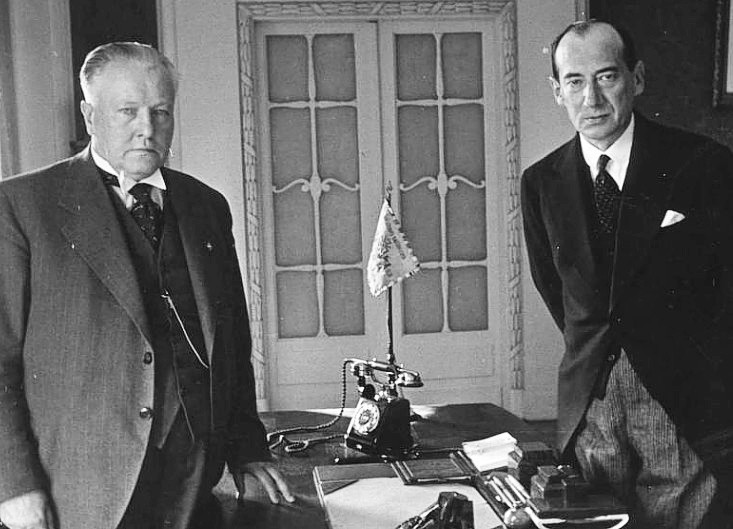 Генерал Янис Балодис и Юзеф Бек во время официального визита Бека в Латвию. 1938 г.