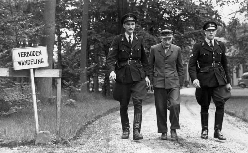 Арестованный генерал Фридрих Кристиансен. 1948 г.