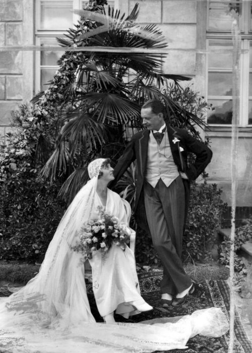 Фрагмент свадебной церемонии Эдуарда Рачинского с Цецилией Ярошинской. 1932 г.