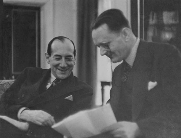 Йозеф Бек, министр иностранных дел Польши, с послом Польши Эдвардом Рачинским. 1940 г. 