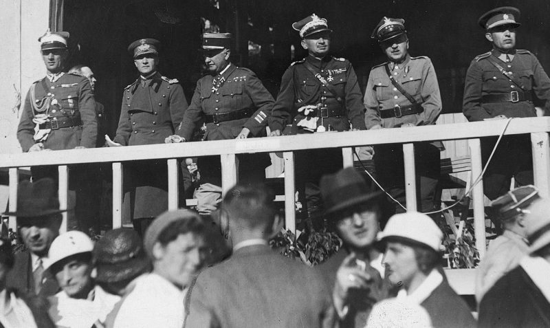 Генерал Юлиуш Роммель на национальных конных соревнованиях на ипподроме в Королевских Лазенках в Варшаве. 1932 г.