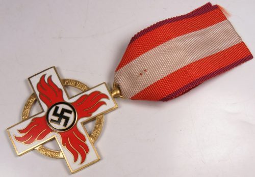 Медаль пожарной команды 1-й степени.