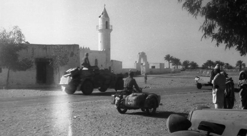 Моторизованные войска в Триполи. Март 1941 г.