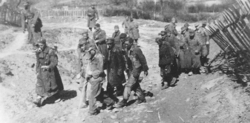Пленные усташи в Баня-Луке. Сентябрь 1944 г.