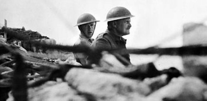 Генерал-майор Фрейберг (справа), командующий союзниками в битве за Крит. Апрель 1941 г.