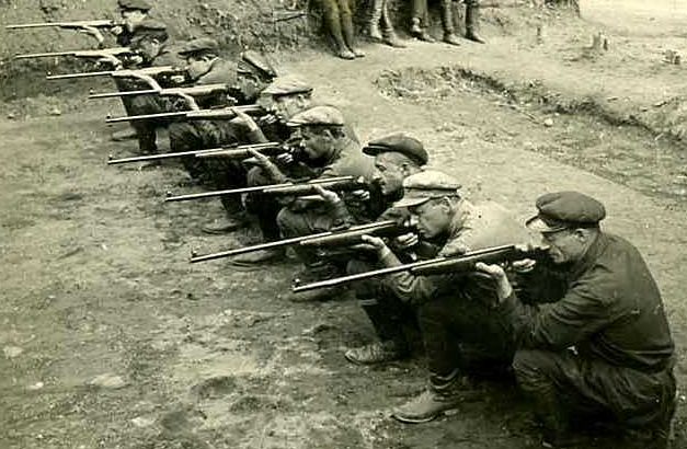 Подготовка «Ворошиловских стрелков». 1934 г. 