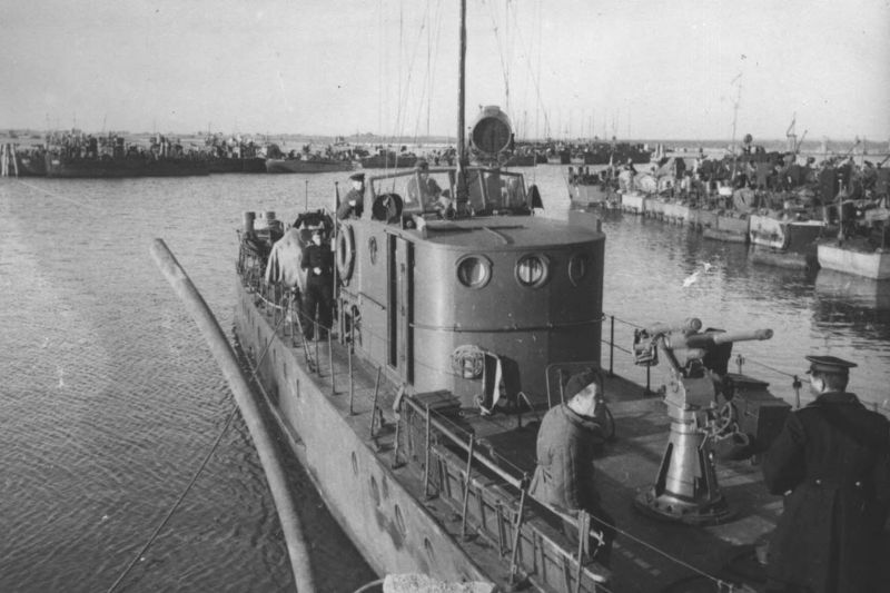Малые охотники типа МО-4 Балтийского флота на стоянке. 1941 г. 