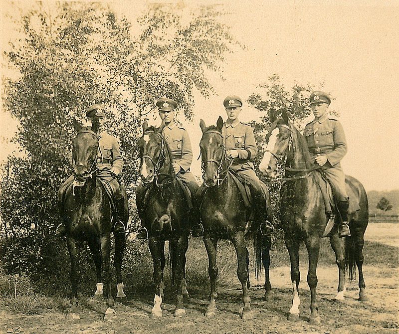 Немецкая кавалерийская часть. 1940 г.