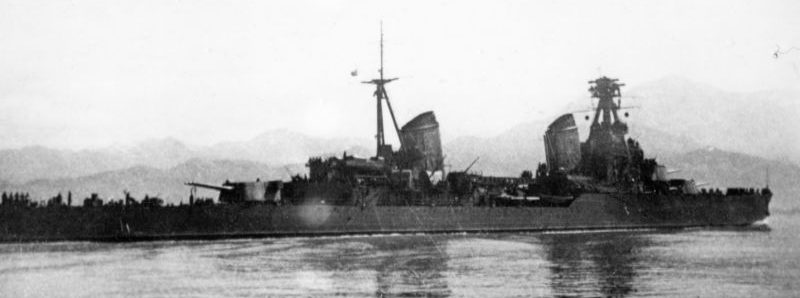 Лидер эсминцев Черноморского флота «Ташкент» в штормовом море. 1941 г.
