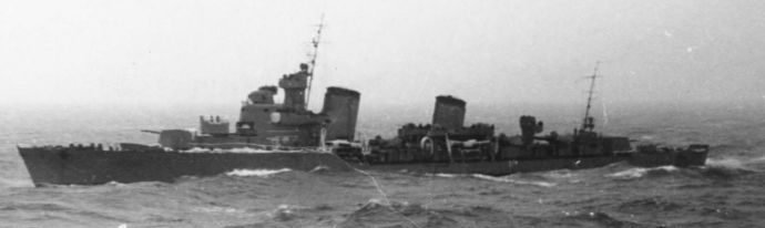 Лидер эсминцев Черноморского флота «Ташкент» в штормовом море. 1941 г.