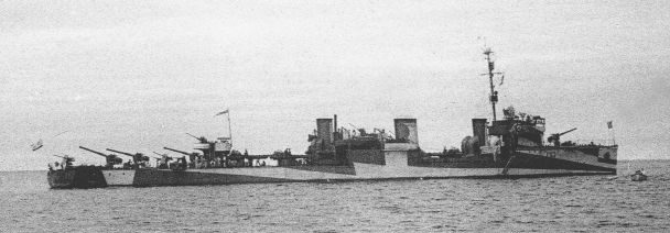 Эсминец Северного флота «Валериан Куйбышев» в море. 1942 г.