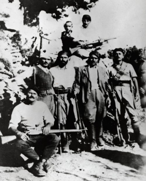 Критские бойцы в битве за Крит. Май 1941 г.
