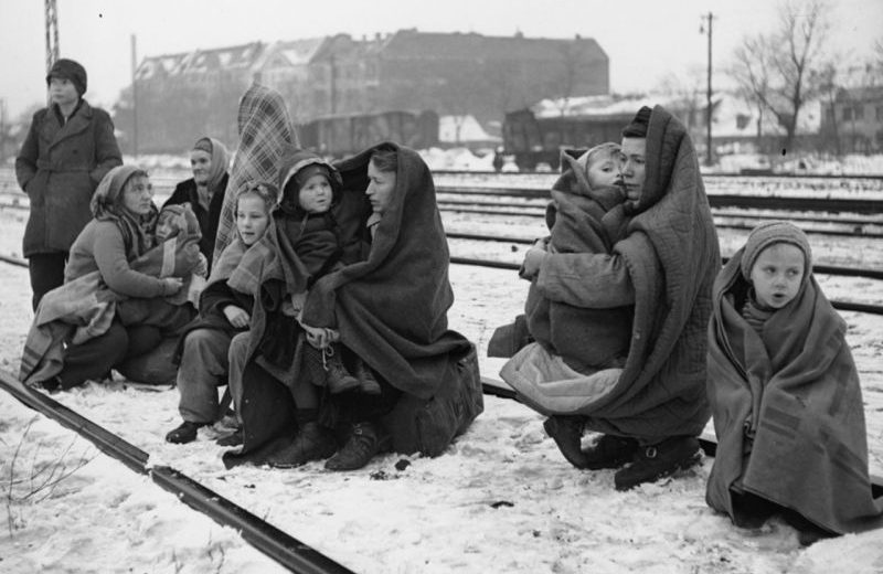 Немецкие беженцы из Лодзи в Берлине. 14 декабря 1945 г. 