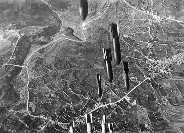 Итальянская воздушная атака на Мальту. 1942 г. 
