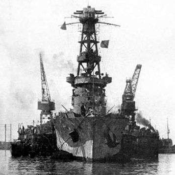 «Красный Кавказ» в плавучем доке во время ремонта в Поти. 1942 г.