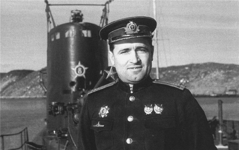 Командир подводной лодки C-56 капитан 2-го ранга Григорий Щедрин. 1943 г.