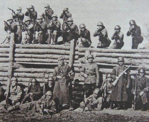 Члены Белорусского корпуса самообороны. 1943 г. 