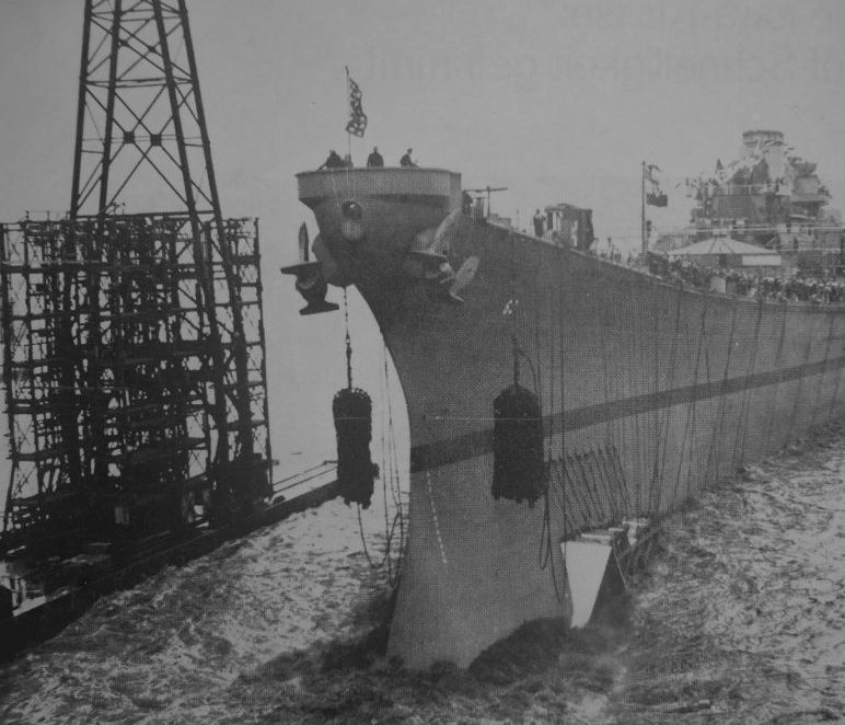 Спуск на воду американского линкора «Миссури» в Нью-Йорке. Январь 1944 г. 