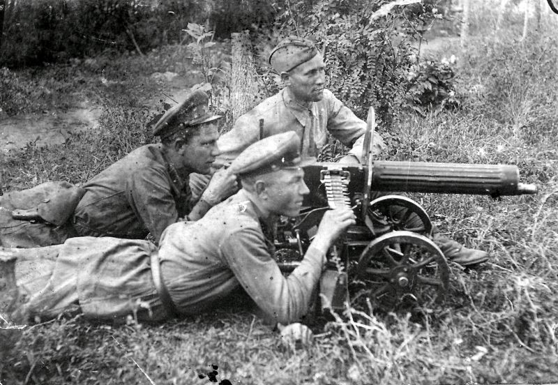 Пулеметный расчет пограничников. 1941 г. 
