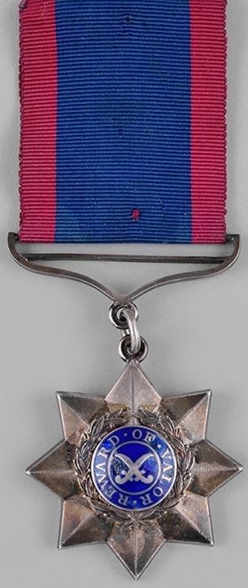 Индийский орден «За заслуги» III степени.