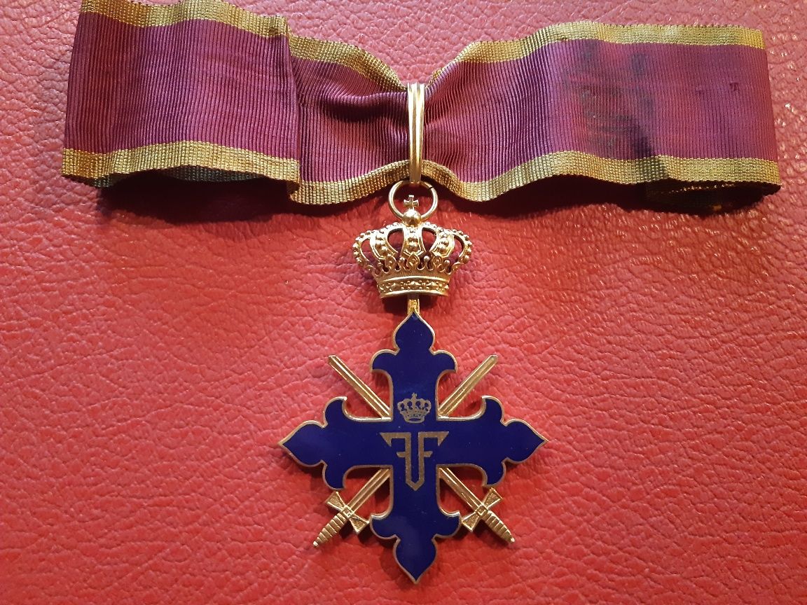 Орден Михая Храброго II класса с мечами образца 1944 г.