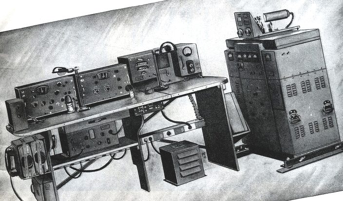 Американская мобильная радиостанция SCR-299-C.