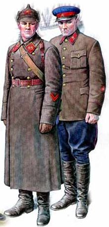 На рисунке: лейтенант пехоты войск НКВД в зимней форме и старший политрук войск НКВД во френче.