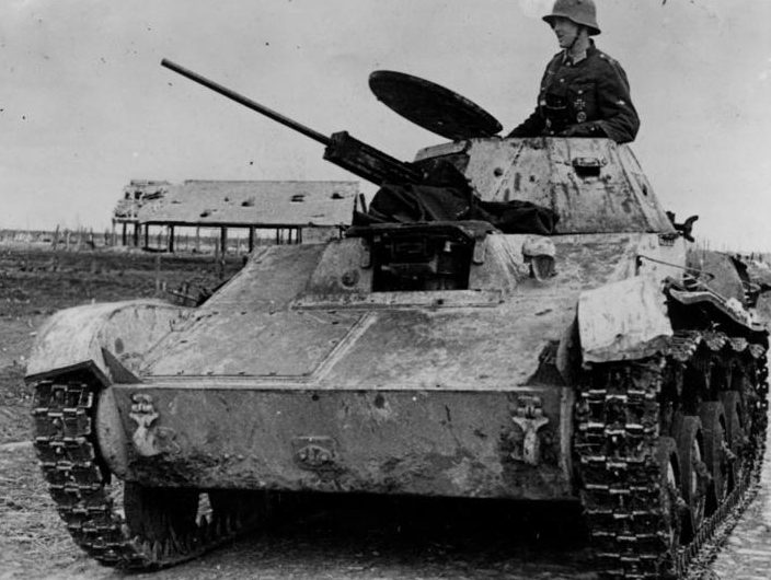 Захваченный Т-60 на службе Вермахта, 1942 год.