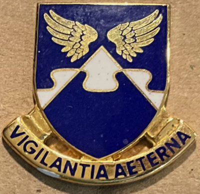 Знак 4-го авиационного полка.