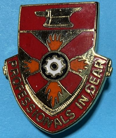 Знак 143-го батальона полевой артиллерии.