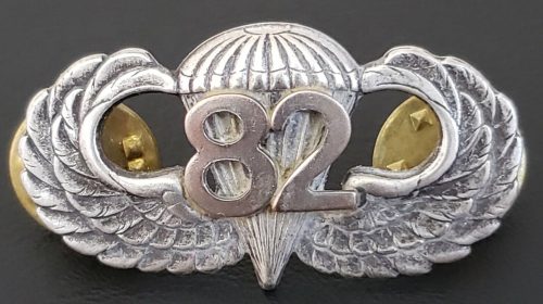 Знаки 82-й воздушно-десантной дивизии.