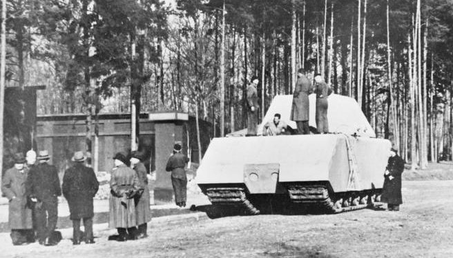 Танк Panzerkampfwagen «Maus».