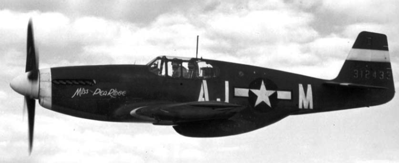 Истребитель North American Mustang P-51А.