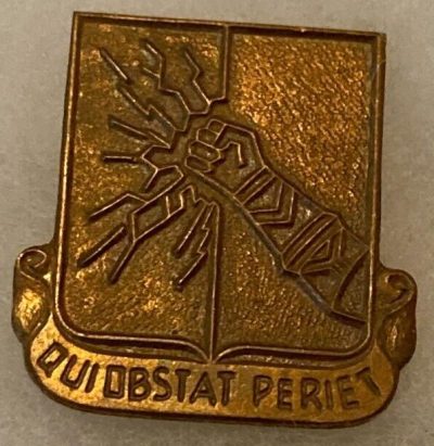 Знак 69-го полка полевой артиллерии.