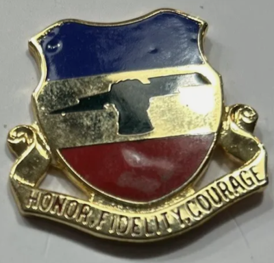 Знак 73-го бронетанкового полка.