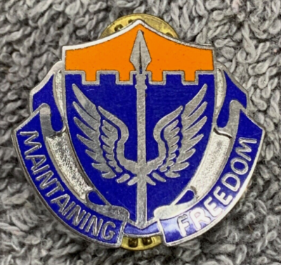 Знак 137-го авиационного полка.