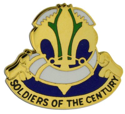 Знак 100-й учебной дивизии.