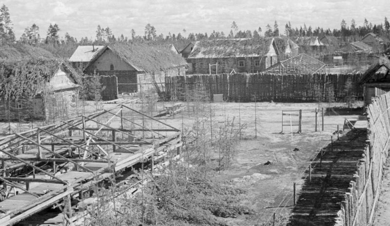 Лагеря переселенцев в Петрозаводске. 1942 г.