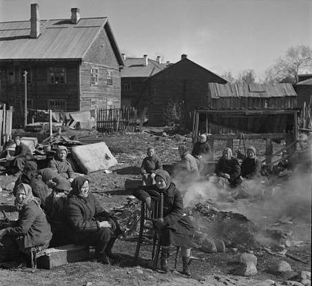 Лагеря переселенцев в Петрозаводске. 1942 г. 