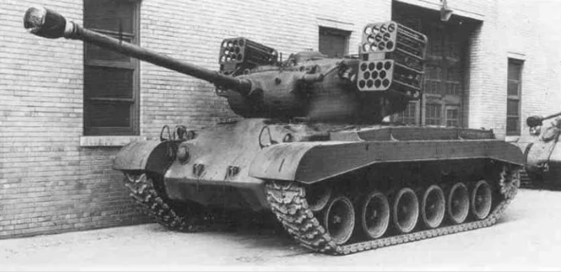 Прототип реактивной установки T99 установленный на башне танка M26 Pershing. 1944 г.