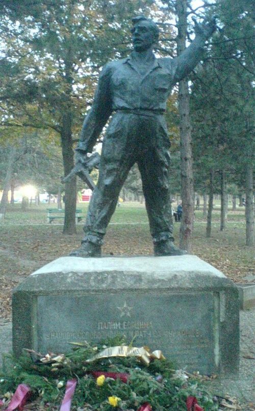 Памятник павшим бойцам Чукарицы.