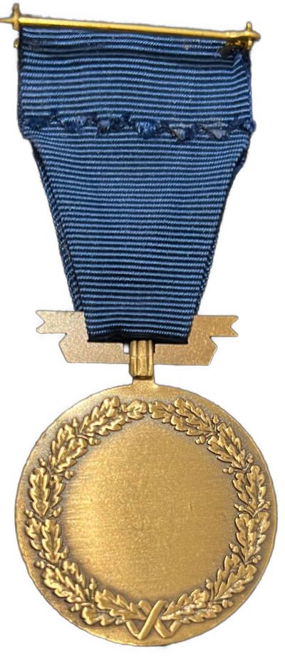 Орденская планка, аверс и реверс Медали свободы Хокона VII.