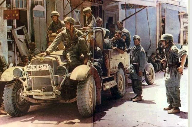 Немецкие десантники на Крите недалеко от Ираклиона. 1941 г.