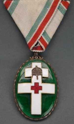 Рисунок орденской планки и Почетная медаль.