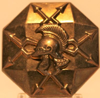 Знак службы связи.