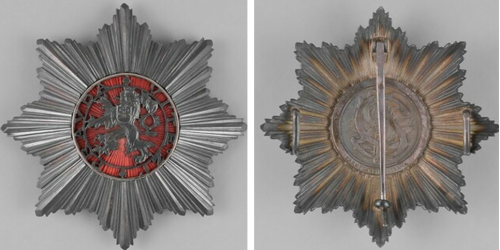 Нагрудная звезда Гранд-офицера ордена Белого льва.