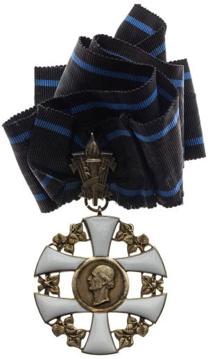 Знак Великого офицера Ордена Словацкого креста.