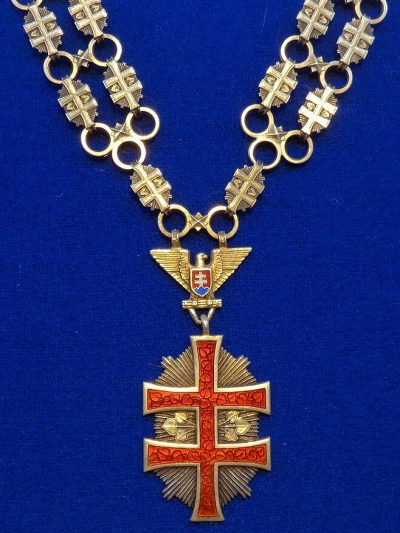 Знак Большого креста на цепи.
