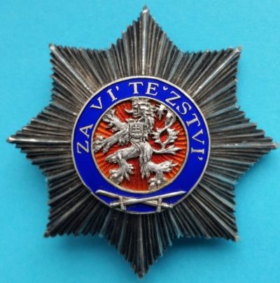 Орденская планка, аверс и реверс Серебряной звезды Военного ордена Белого льва «За Победу».