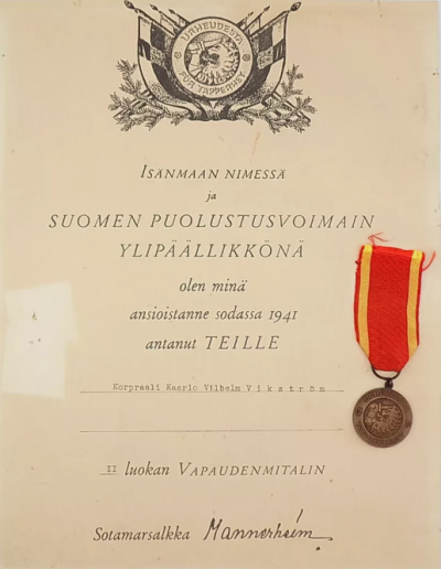 Грамота о награждении медалью Свободы 2-го класса ордена Креста Свободы.